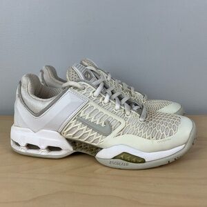 Nike Women’s Size 7.0 Air Zoom Breathe Free II White Athletic Tennis Shoes